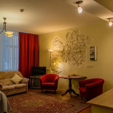 罗密欧优思家庭公寓 塔林