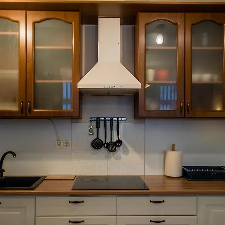 Romeo Family Uus تالين