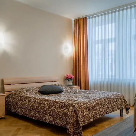 Romeo Family Uus * تالين