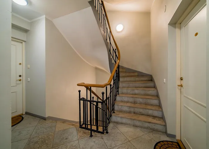 Romeo Family Uus تالين