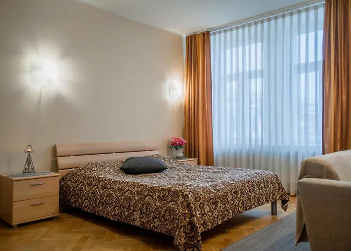 Romeo Family Uus * Reval