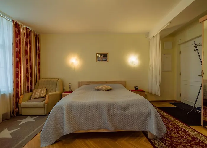 Romeo Family Uus * Reval