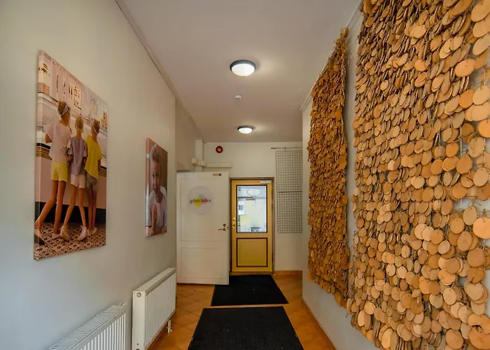 Romeo Family Uus * تالين