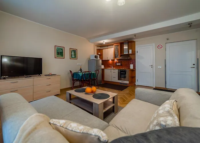 Romeo Family Uus Lägenhet Tallinn